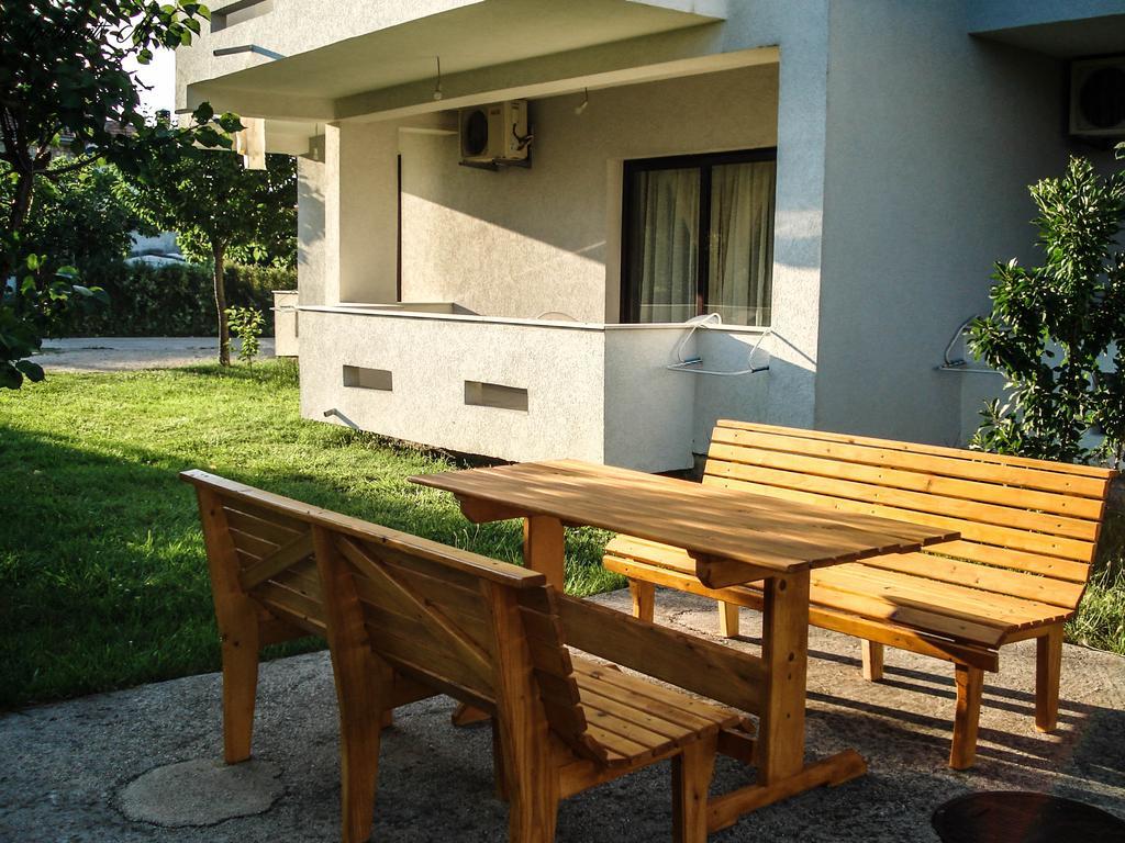 Studios M Ulcinj Habitación foto