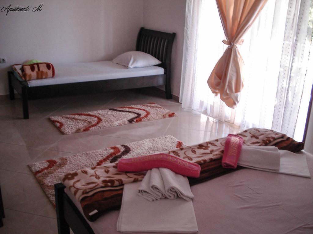 Studios M Ulcinj Habitación foto